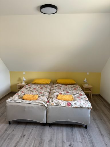 das gelbe Schlafzimmer